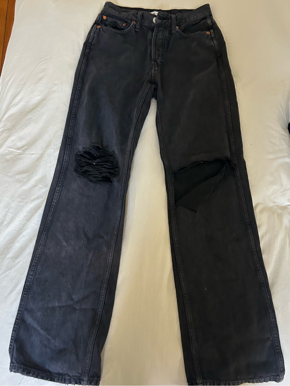 RE/DONE 90s High Rise Loose Distressed Straight Leg Jeans in Black, Size 24